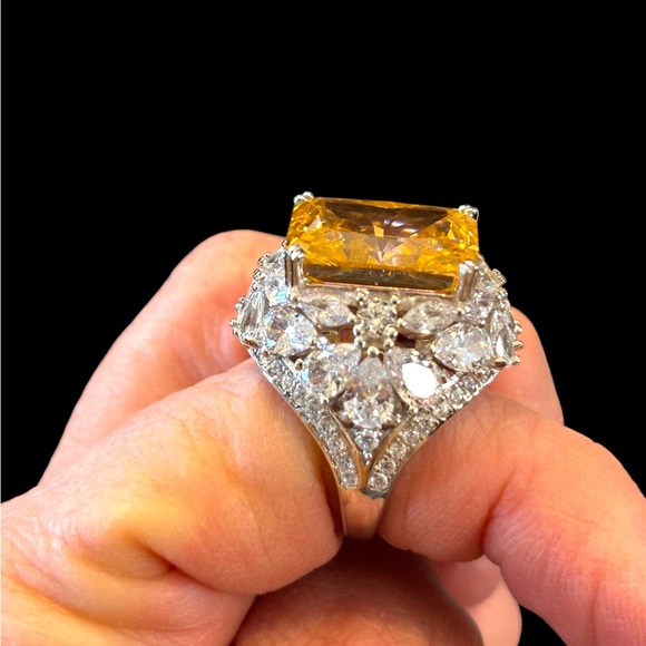 Large Morganite 925 Sterling Silver Cocktail Ring Size 7 - Picture 8 of 12